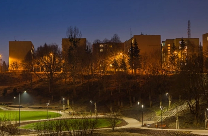 {Olsztyn wygrał konkurs na Najlepiej oświetlone miasto w 2017 roku.}